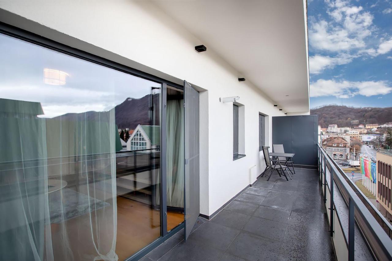 Cosmopolit Booking Brașov Exterior foto